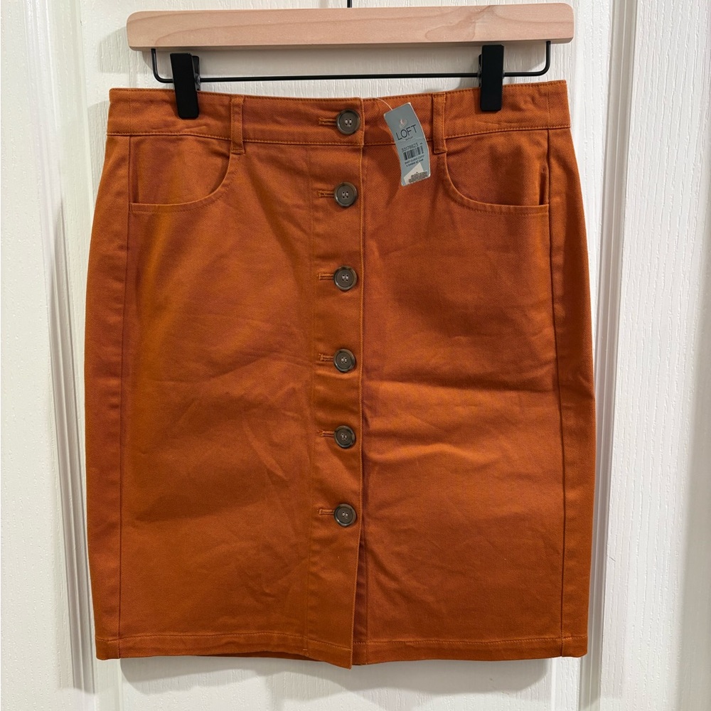 Women’s LOFT burnt orange button-front pencil skirt size 4P NWT